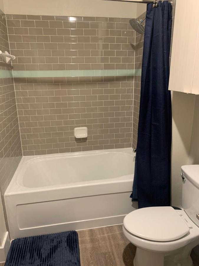 Private, Amazing 1-Bedroom Apt In Central Location Арлінгтон Екстер'єр фото